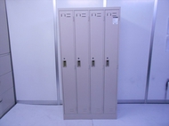 コクヨ 4人用ロッカー LK4-F1T W900×D515×H1790